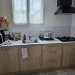 Nyaraló Zara *
