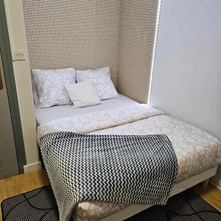 Holiday home Zara *