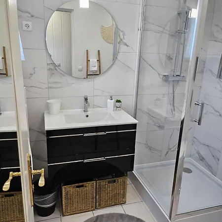 Zara Holiday home
