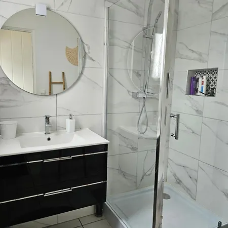 Zara Holiday home *